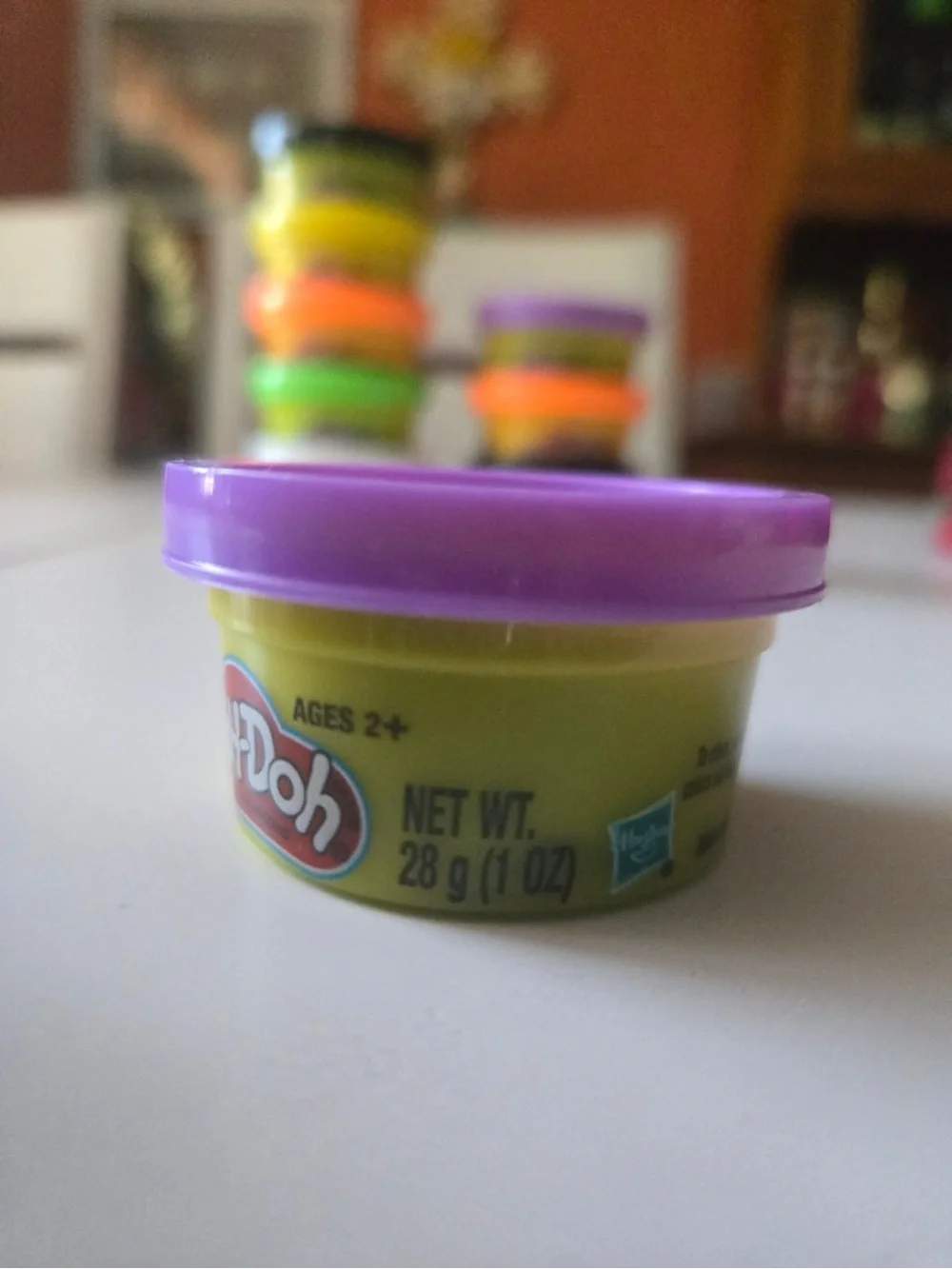 Play-Doh Color Stacking Mini Pots – Purple, Black, Orange, Green, White